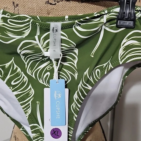 Nwt xl cupshe bikini bottoms - Picture 2 of 3